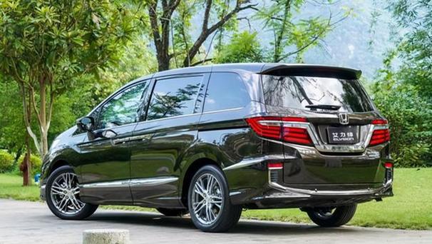 【本田商务车艾力绅价格,本田商务车七座自动门】