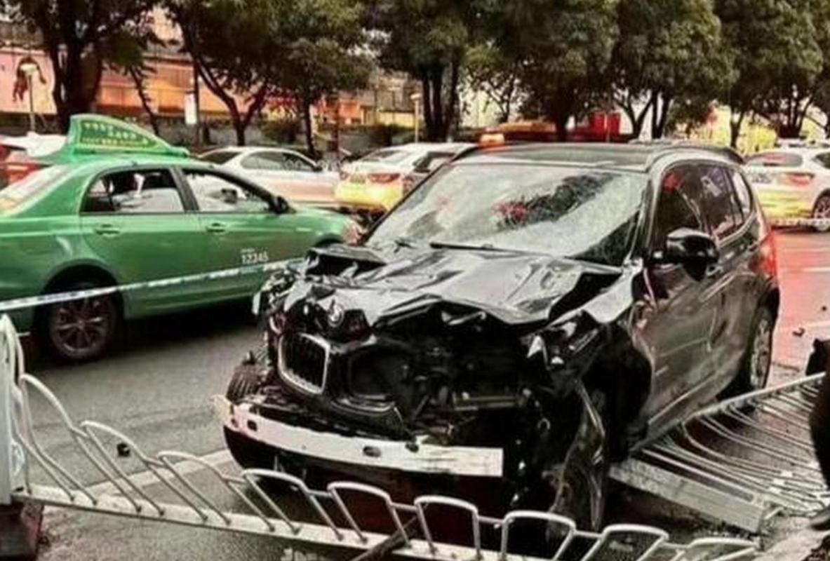 广州天河宝马撞人最新消息,天河宝马4s店电话