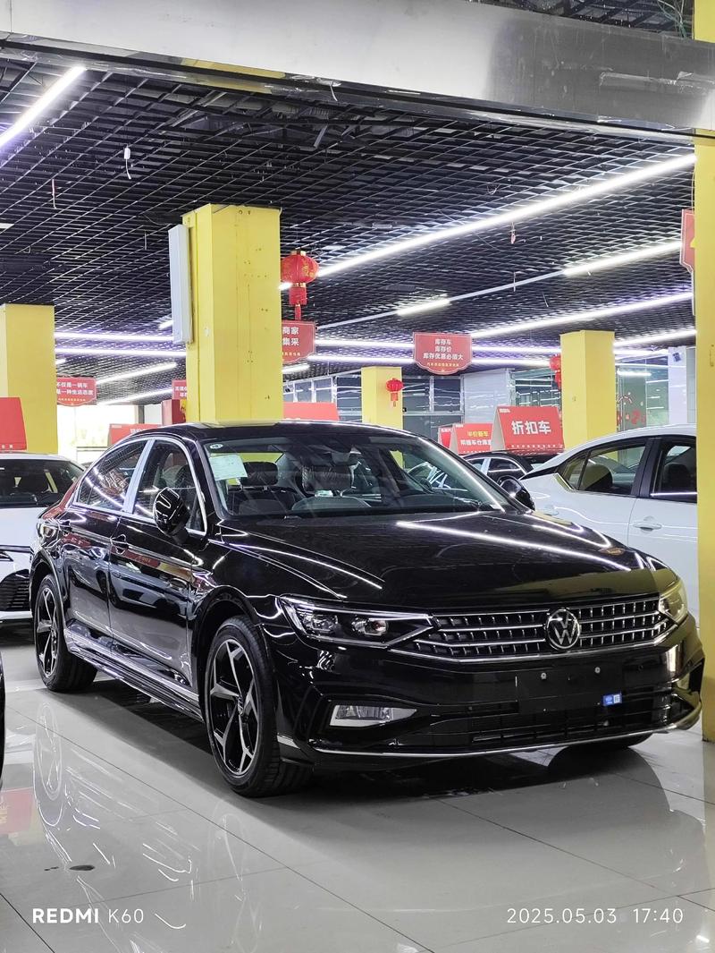 迈腾330豪华版落地价多少钱 25年迈腾330豪华版落地价