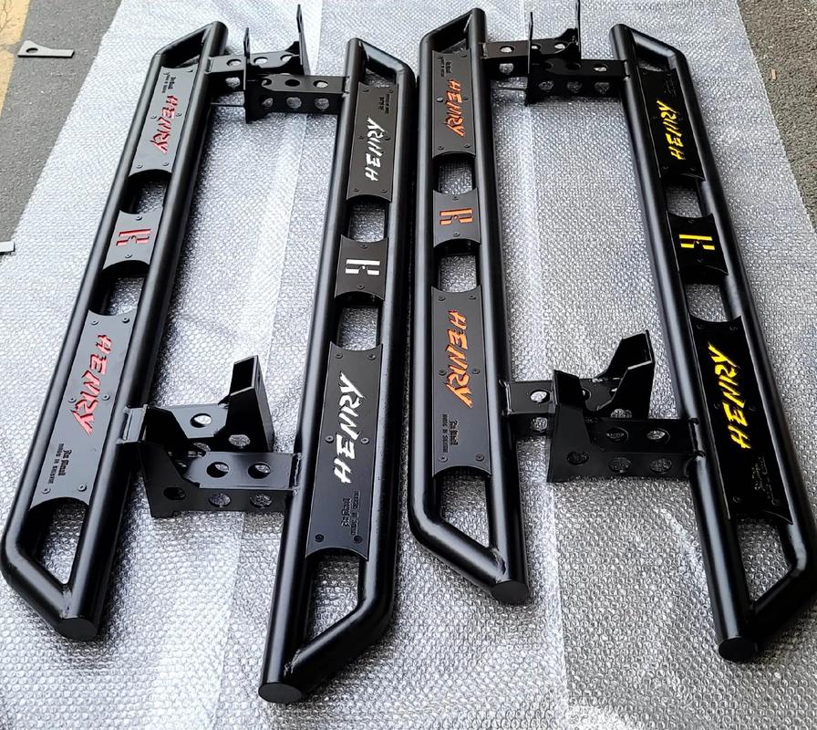 汽车三个踏板学名,汽车的三个踏板的作用