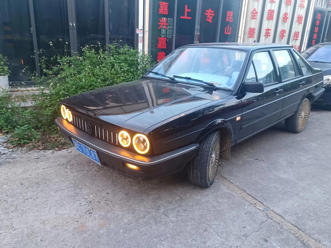 桑塔纳2000当年价格 桑塔纳2000出厂价