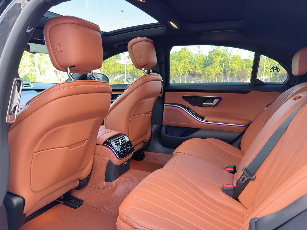 【奔驰s400l新车报价2021款,奔驰s400新车报价2021款多少钱】