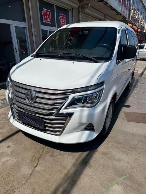 【菱智9座商务车,菱智9座商务车价格】