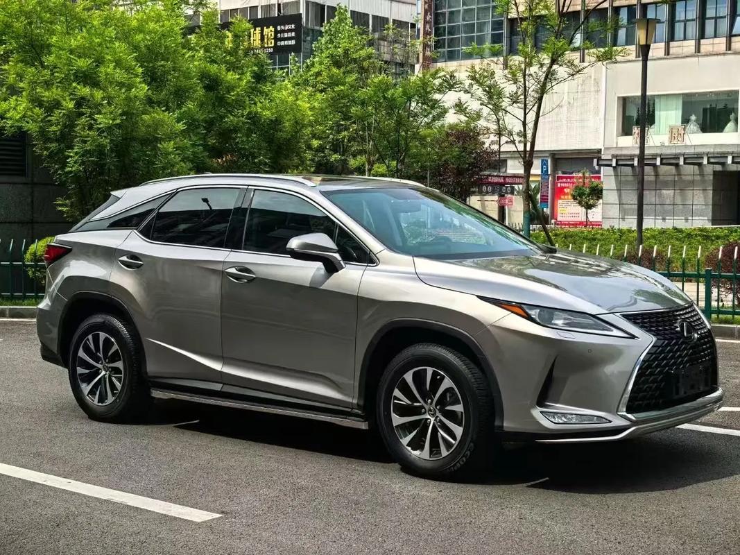 雷克萨斯2022款(雷克萨斯2022款和2023款区别)