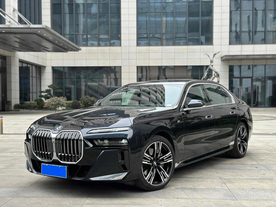 宝马7系2022款价格表 宝马7系价格表和图片大全 报价