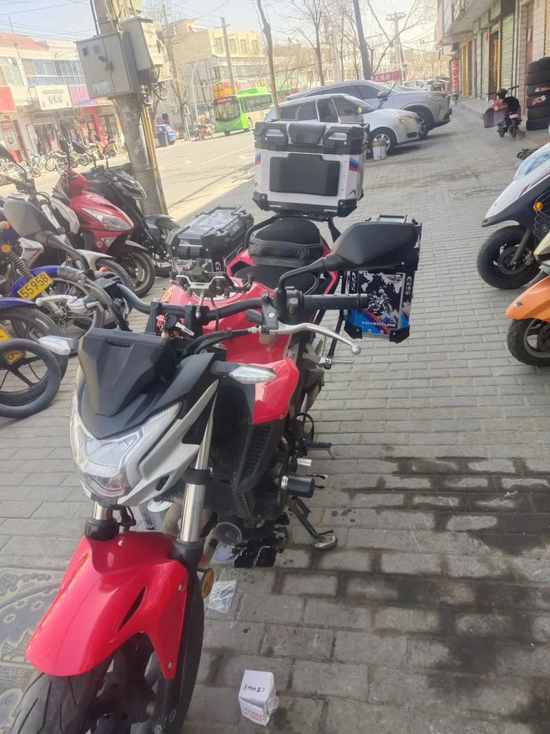 全合成机油多少公里换一次(摩托车全合成机油多少公里换一次)