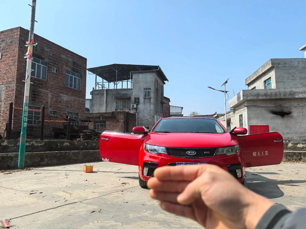 起亚速迈报价及图片(起亚速跑)