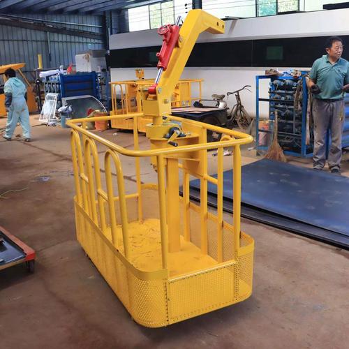 工地外墙升降车／施工升降机距离外墙多远