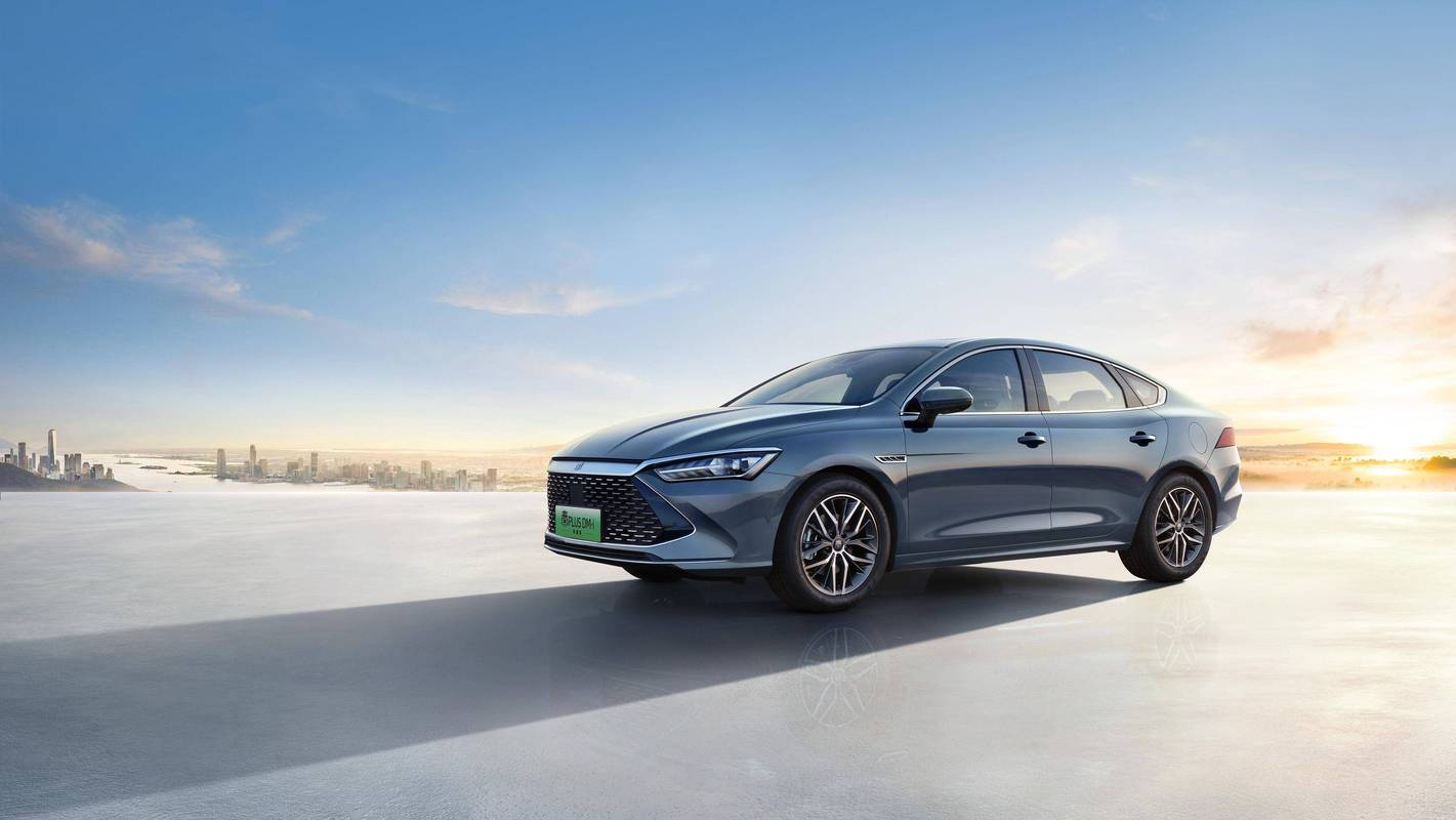 比亚迪汽车图片高清图片大全(比亚迪汽车图片高清图片大全集)