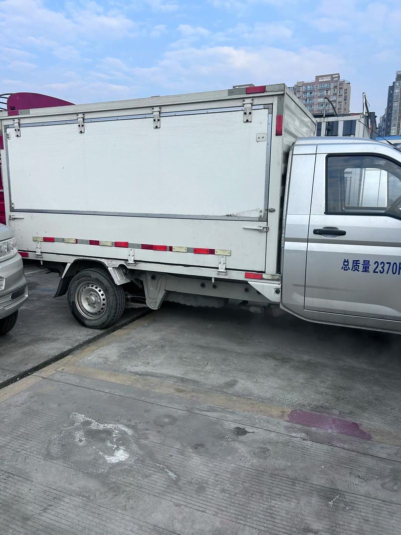 2024款五菱厢式摆摊车,2024款五菱厢式摆摊车视频