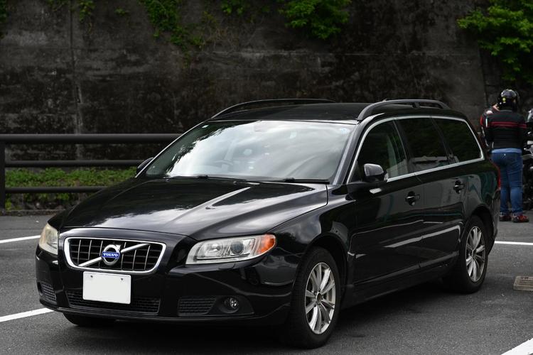 沃尔沃v70xc旅行车(沃尔沃760旅行车)