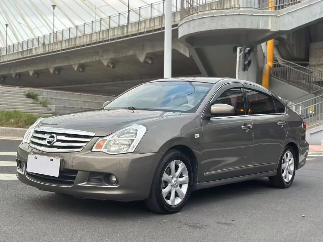 【2010年轩逸二手车能卖多少,10款轩逸二手车多钱】