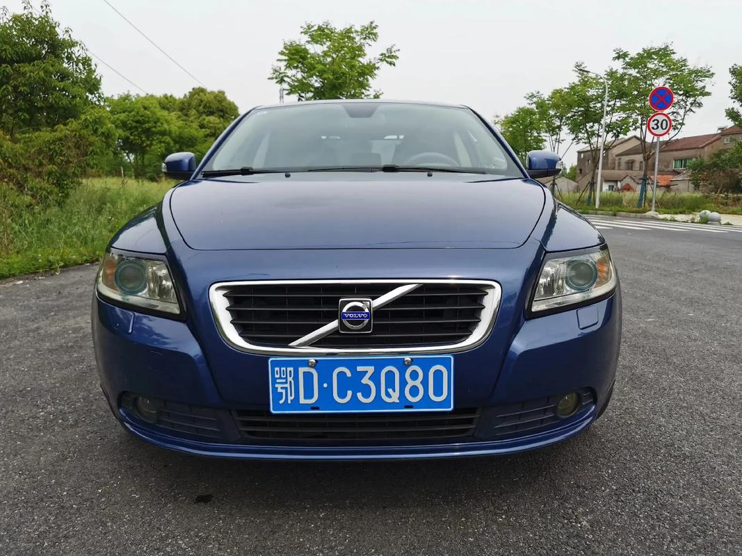 2010年沃尔沃s40多少钱(2011沃尔沃s40多少钱)