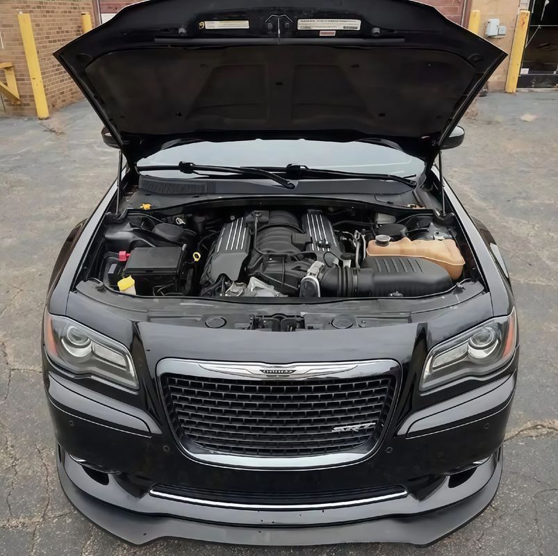 克莱斯勒300csrt,克莱斯勒300CSRT8